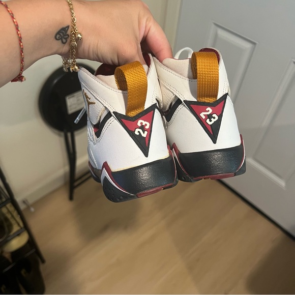*MOVING SALE* Jordan 7 Cardinals in Big Kids Size 4.5 - Picture 4 of 6
